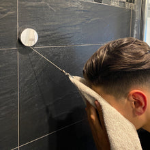 Lade das Bild in den Galerie-Viewer, C-Hold | Der clevere und smarte Handtuchhalter